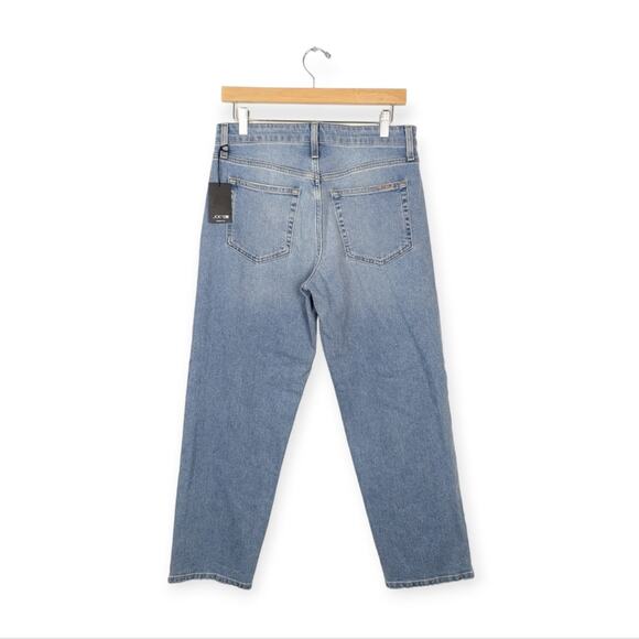 NWT Joe’s Jeans Light Wash Tillie Crop Boyfriend Jeans Size 28 - Picture 2 of 10
